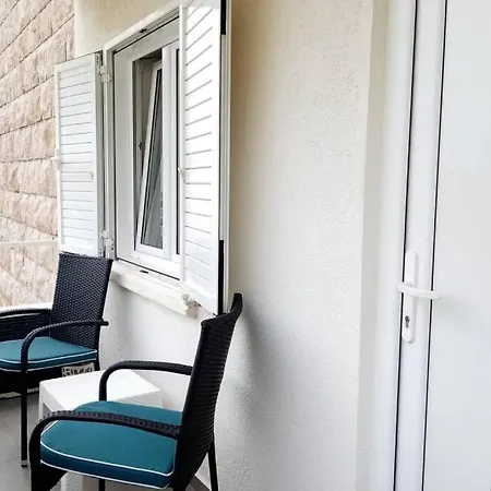 Apartment Iva *